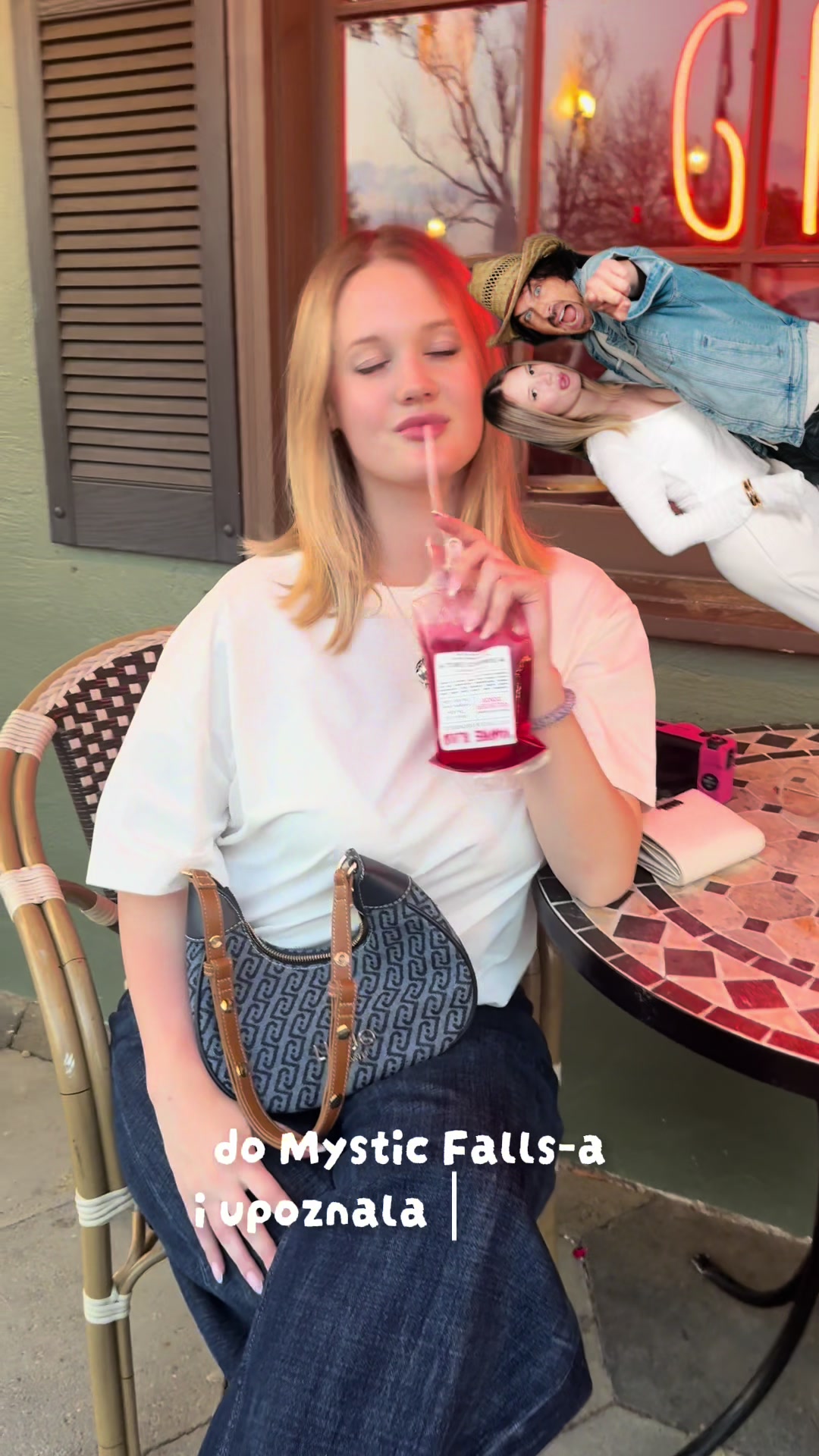 @ellenailicc