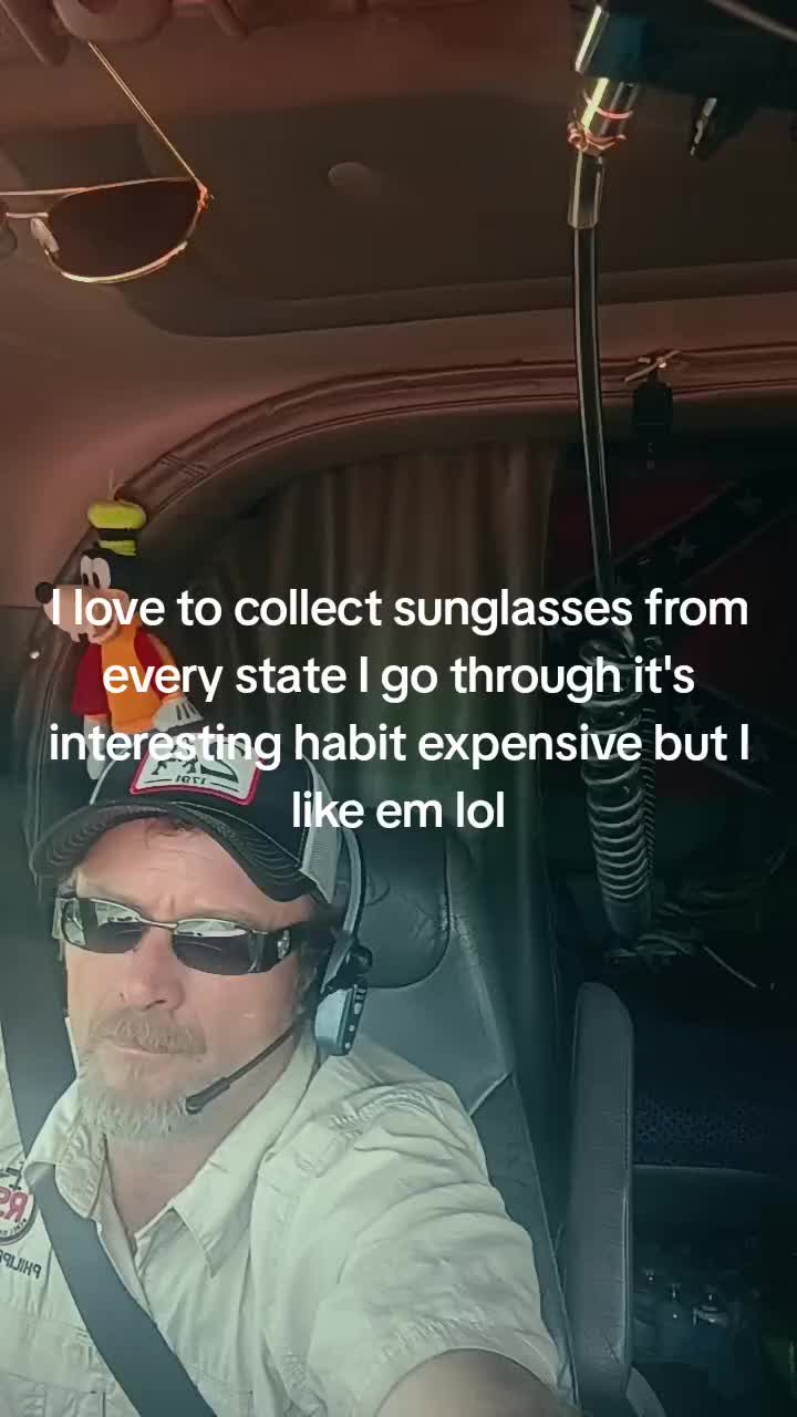 @Big Red 3220 Foxx Rebel Roy