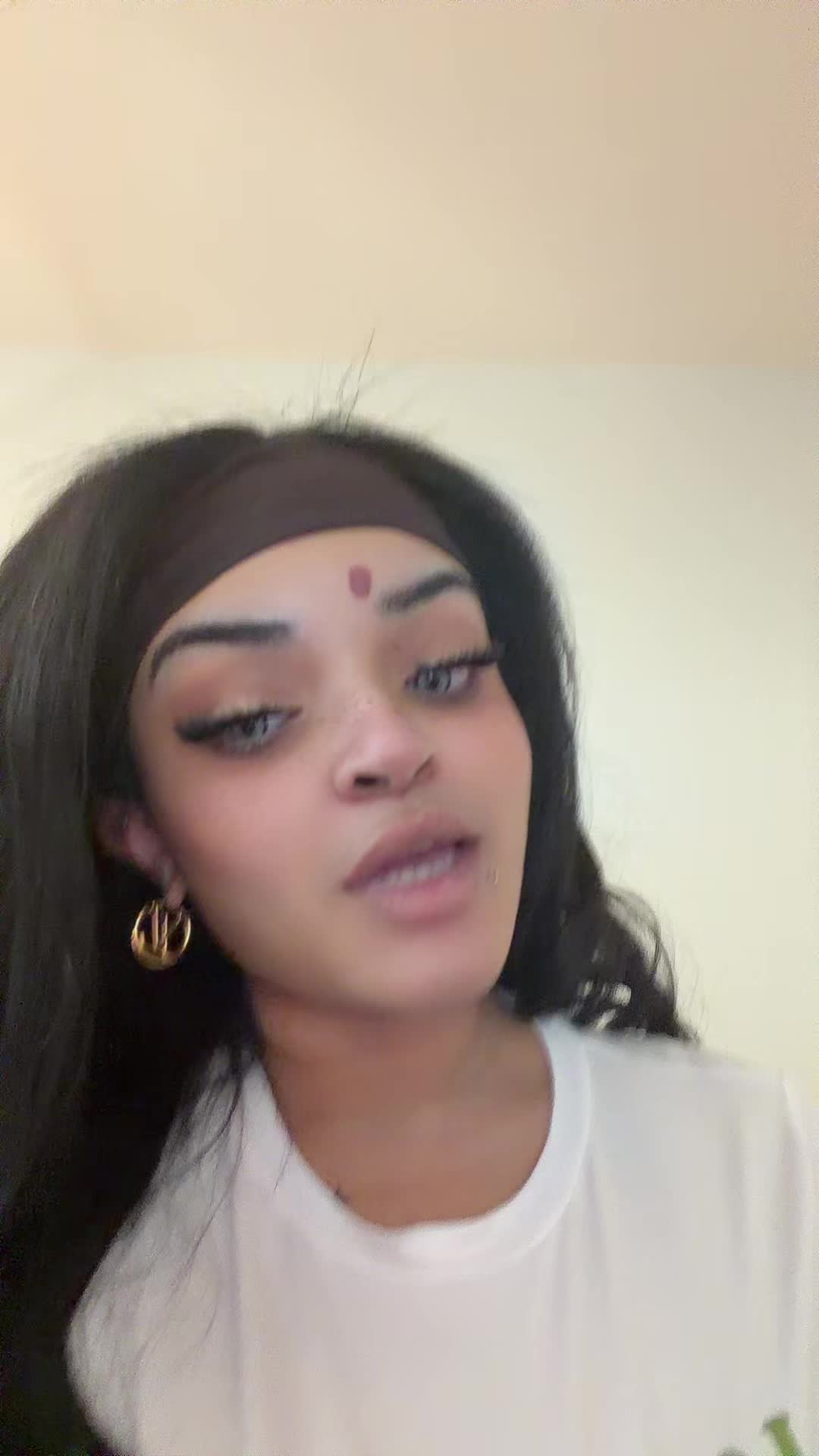 @Anastasia ✨