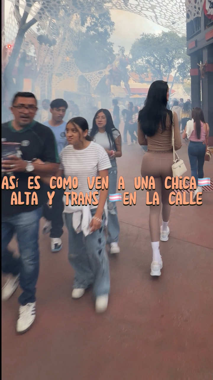 @Renata Altamirano