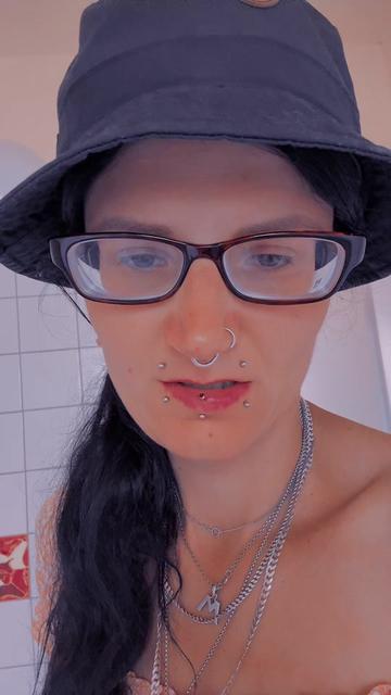 @ellamausi1