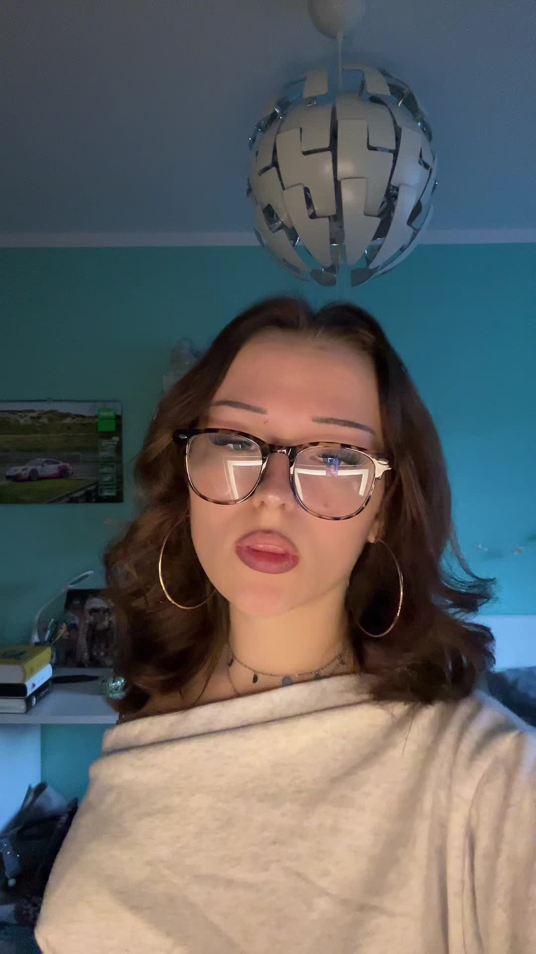 @vickyメ𝟶🏎️