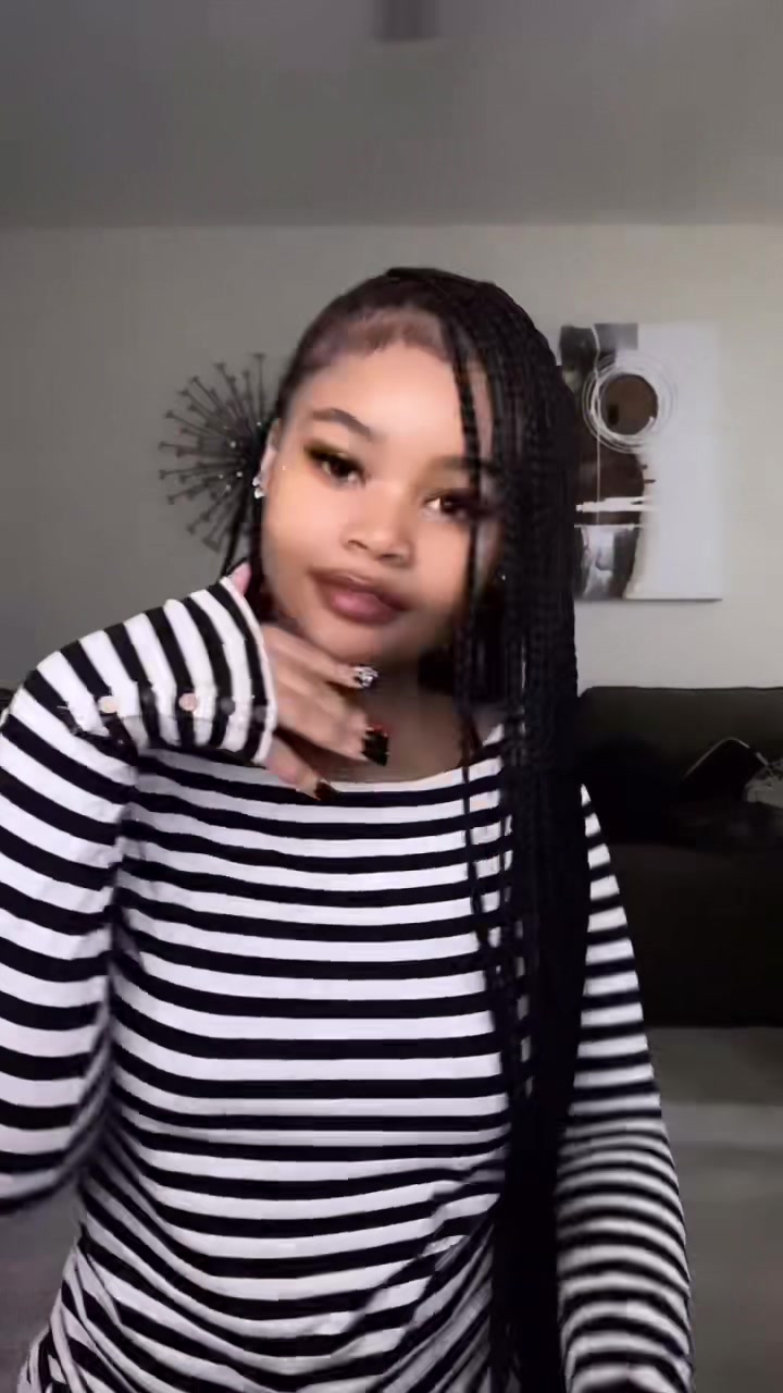 @𝕽