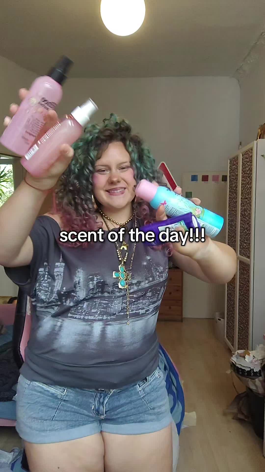 @Nina 🦛