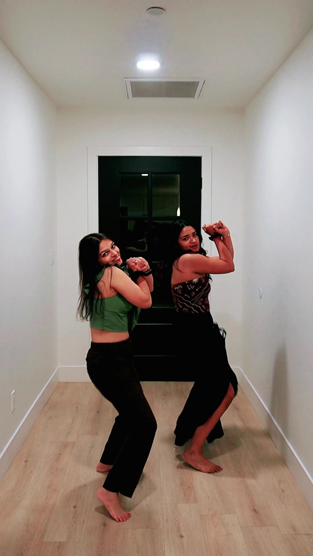 @Bellyrina Gauravi