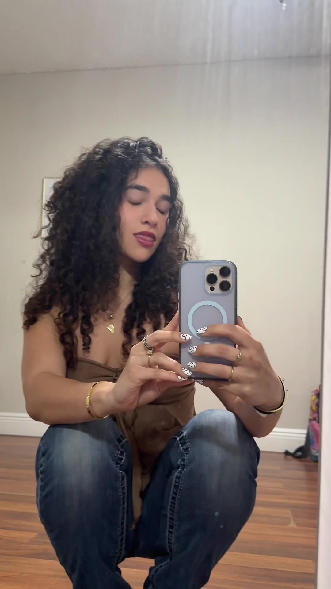 @lola_nahid