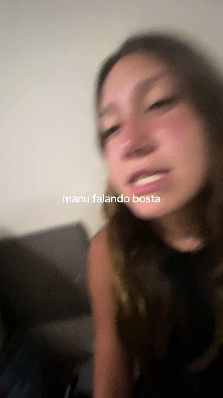 @oque a manu faz?