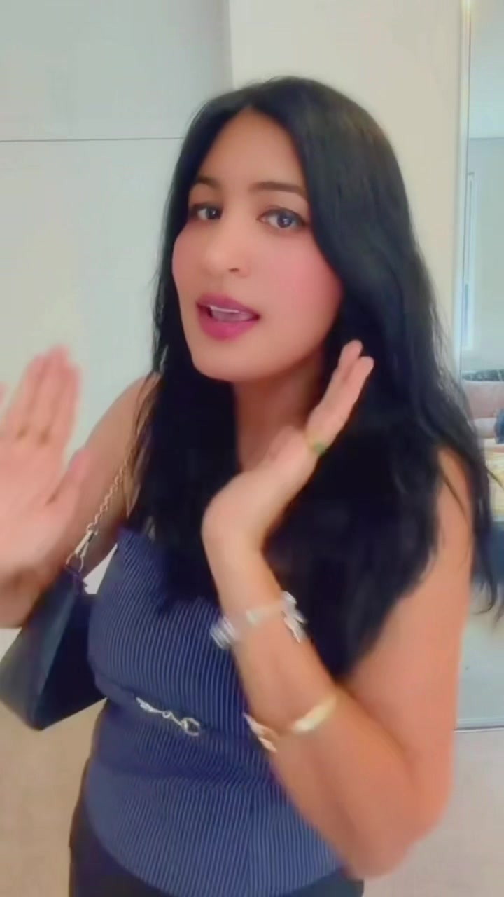 @Rheetu🦋