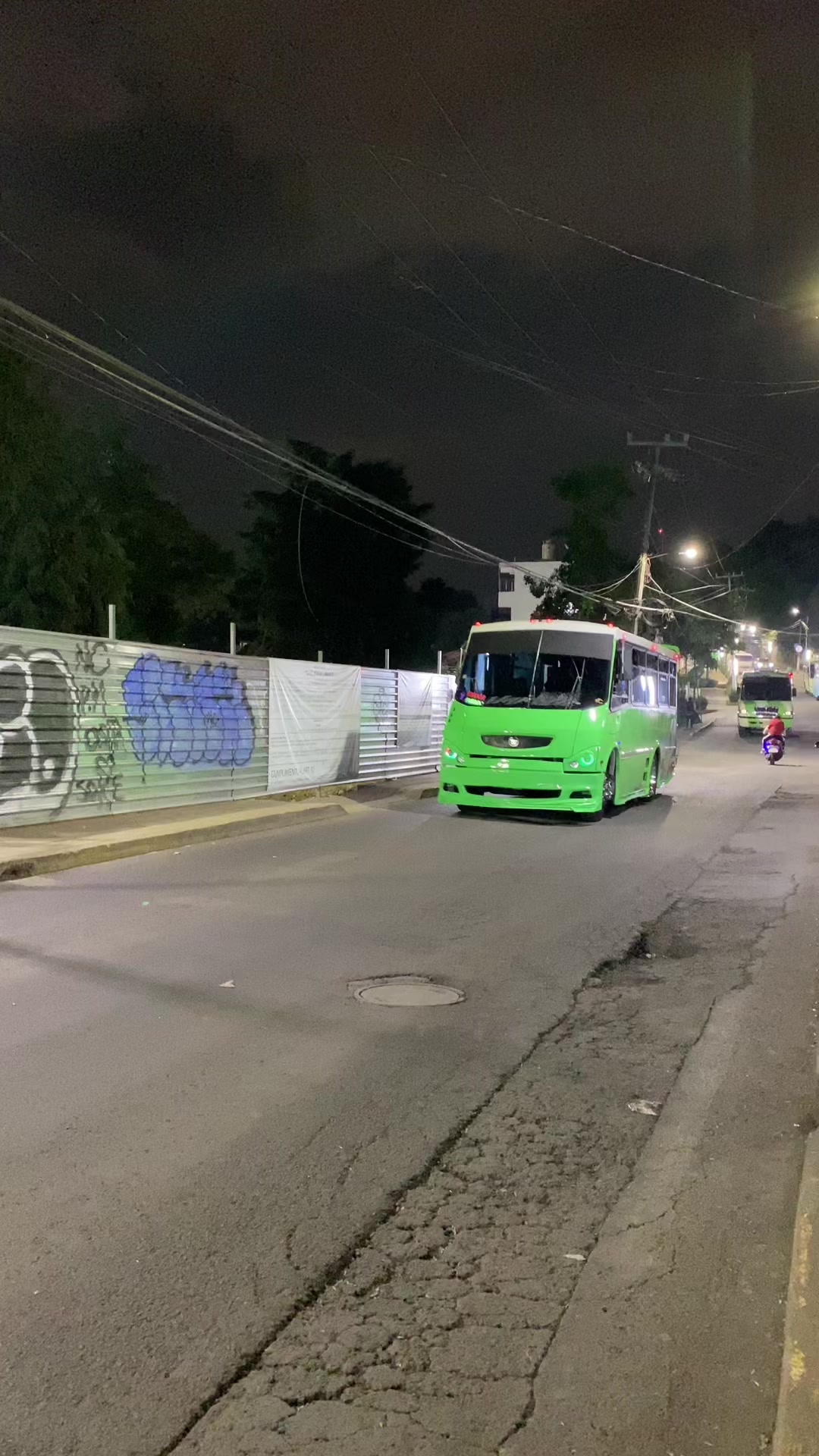 @BUSES ELEGANTES.🔥