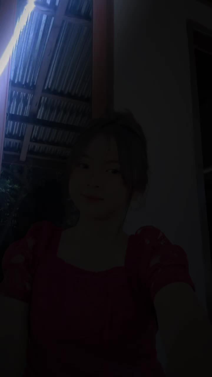 @𝐁T̸ | F L Y Y