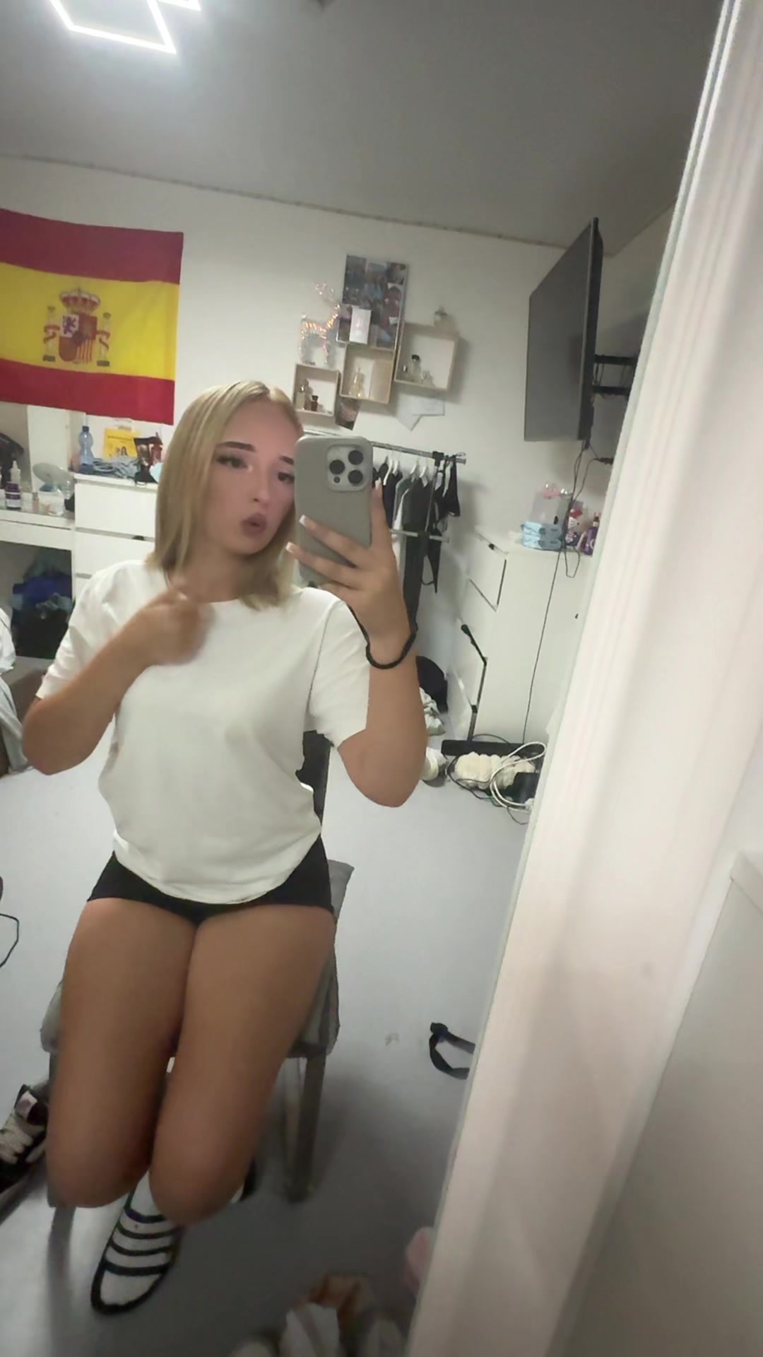 @zoefrbg5