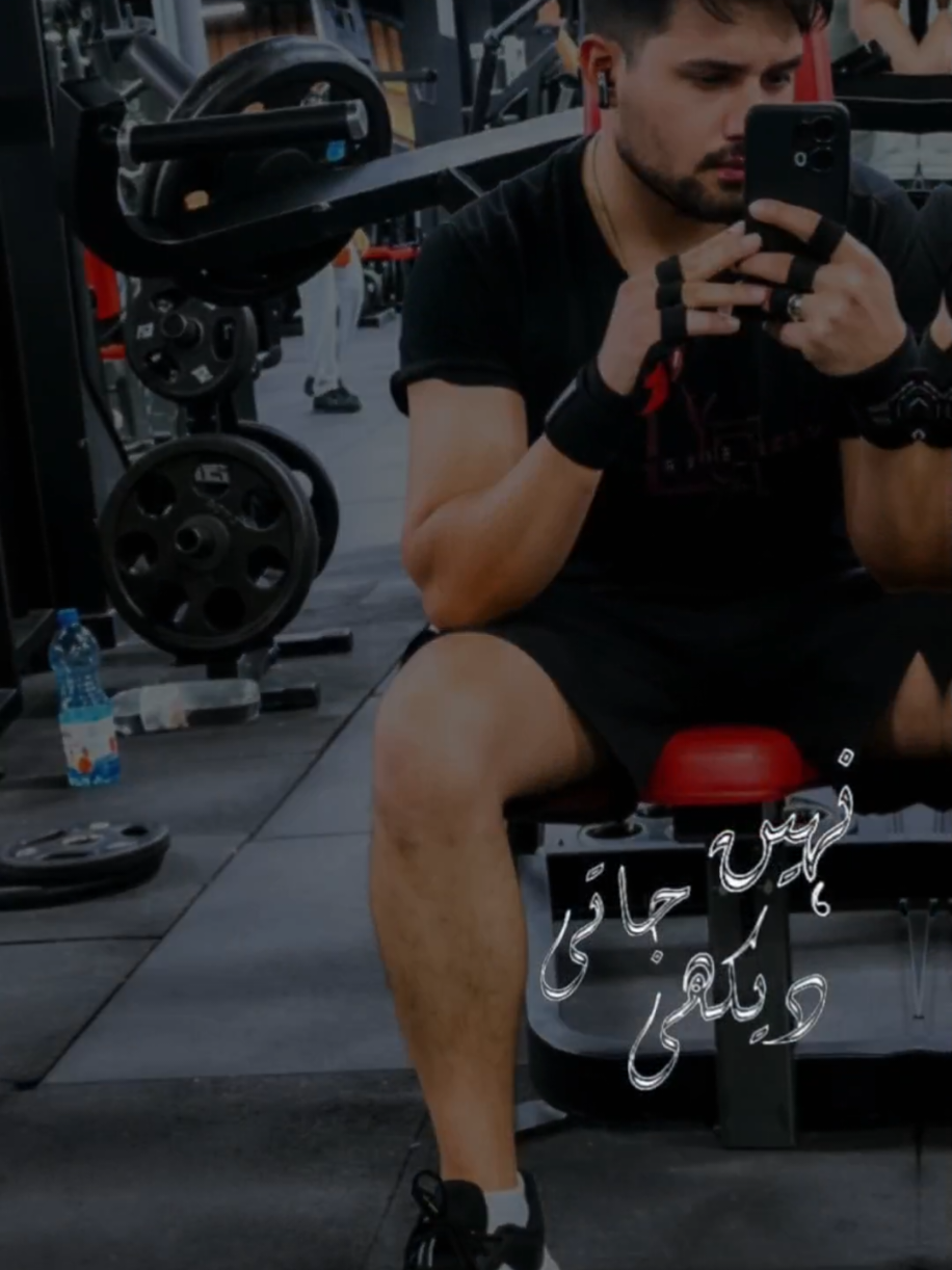@A R S L A N بٹ 🧳