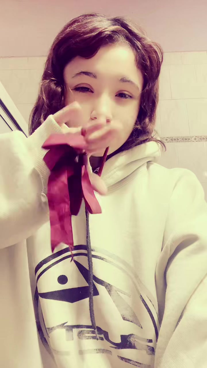 @🦄
