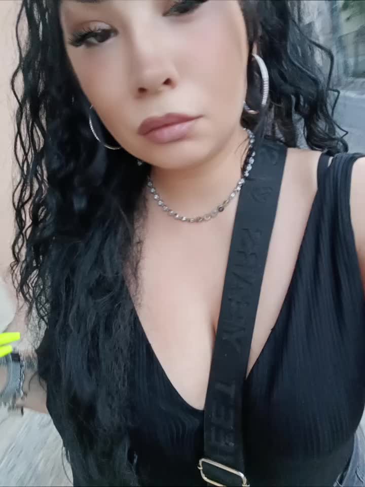 @✨˚₊·𝑆𝑎𝑟𝑎 𝑅𝑜𝑥𝑦·₊˚✨