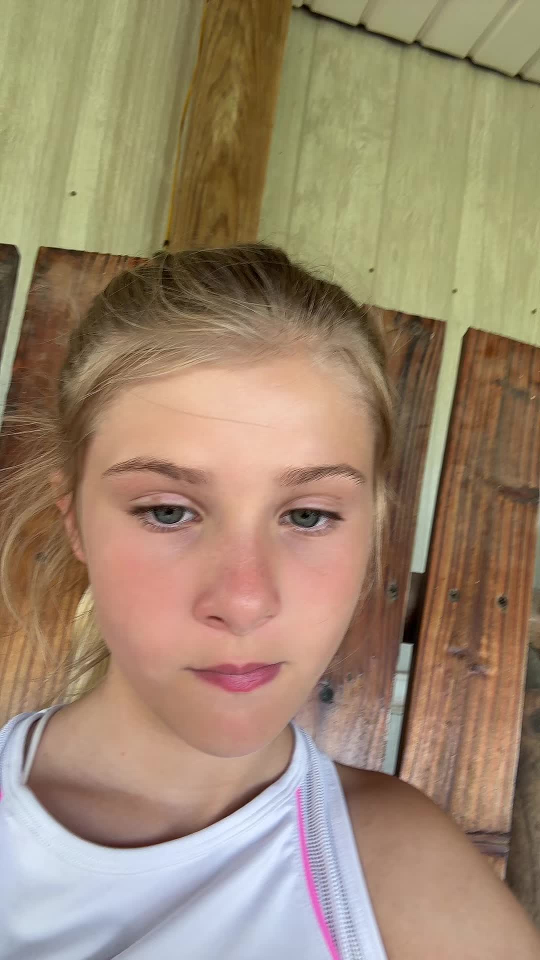 @LaciLou