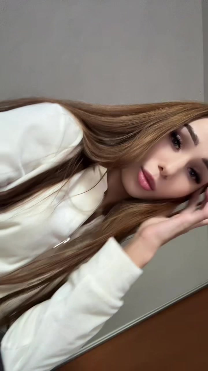 @Lena_lis
