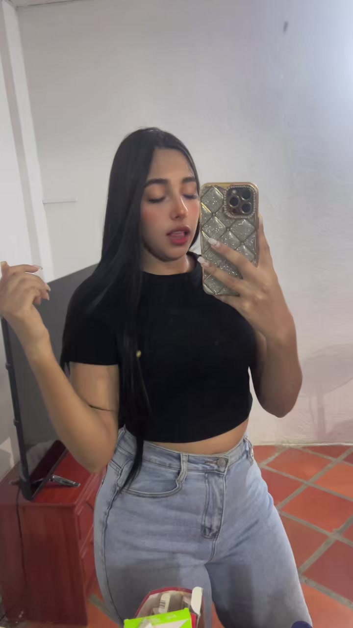 @Ana Hernández