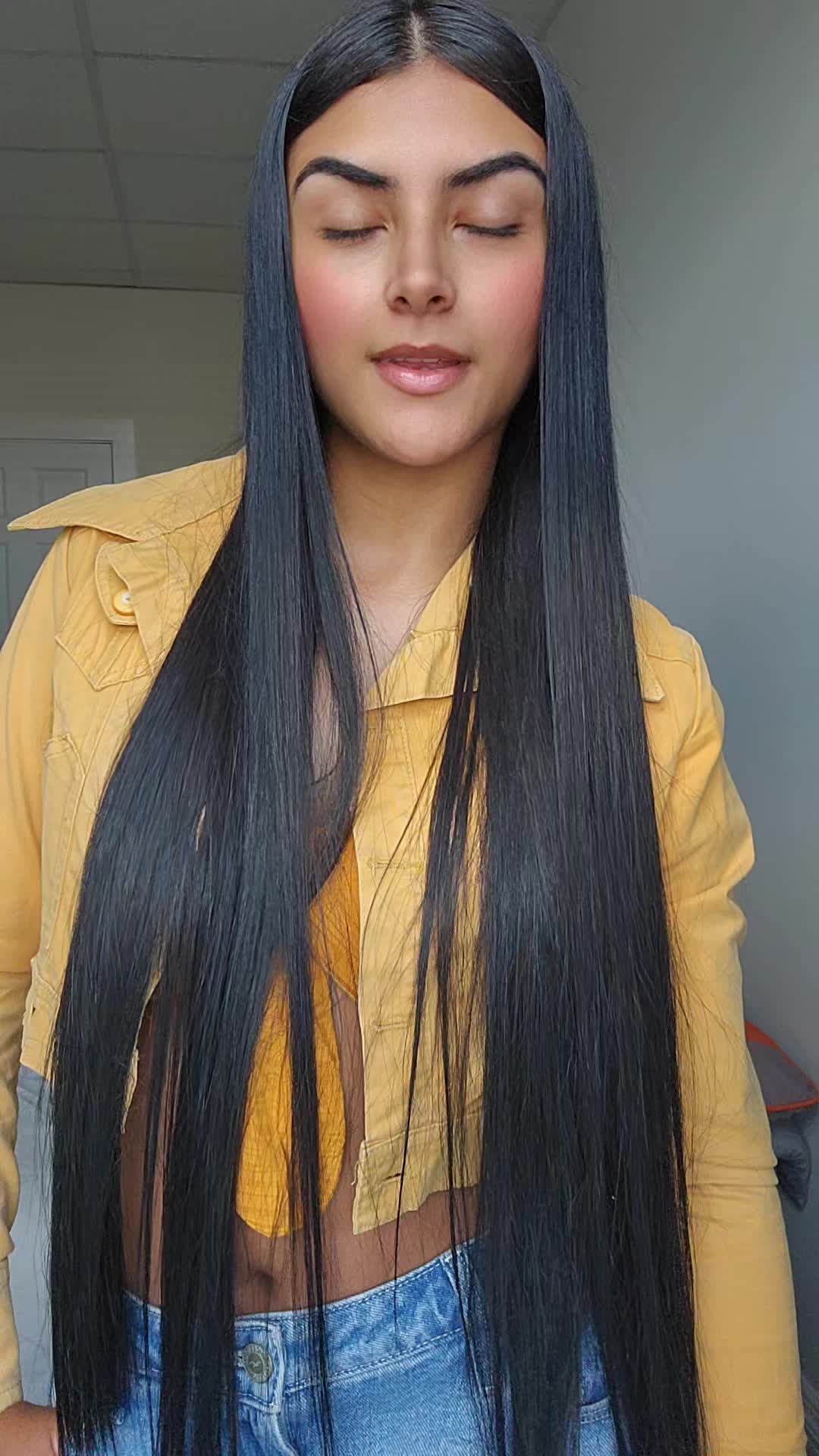 @oficial.yuliana