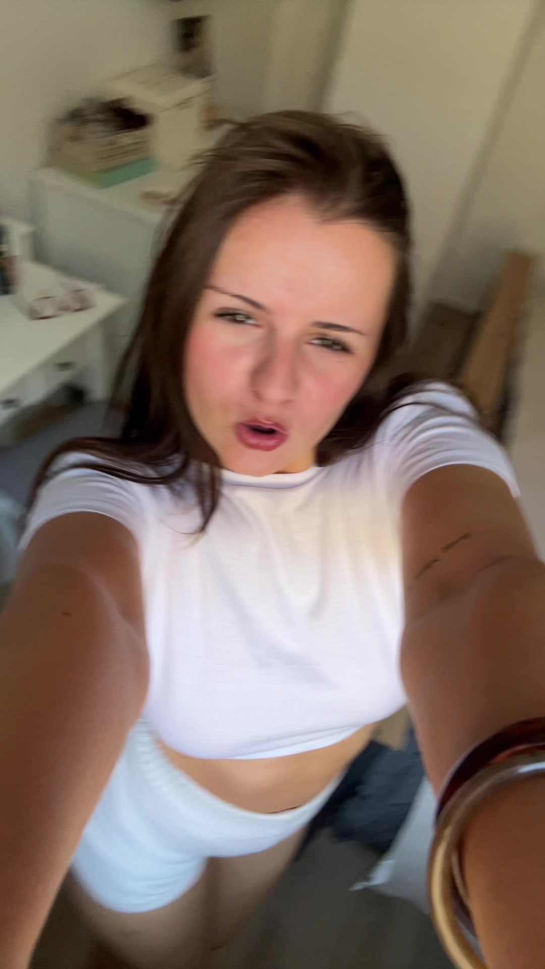@Sabrina