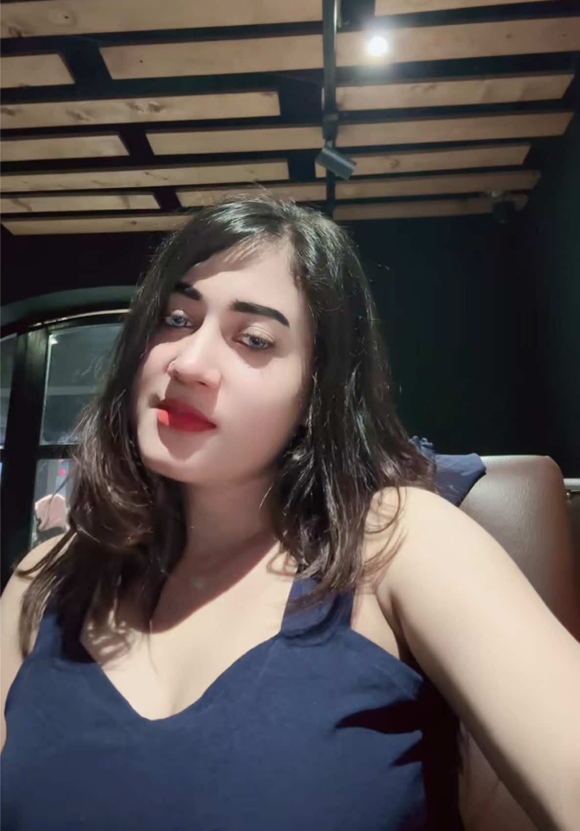 @RivaMoni