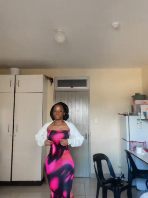 @Twerk Queen