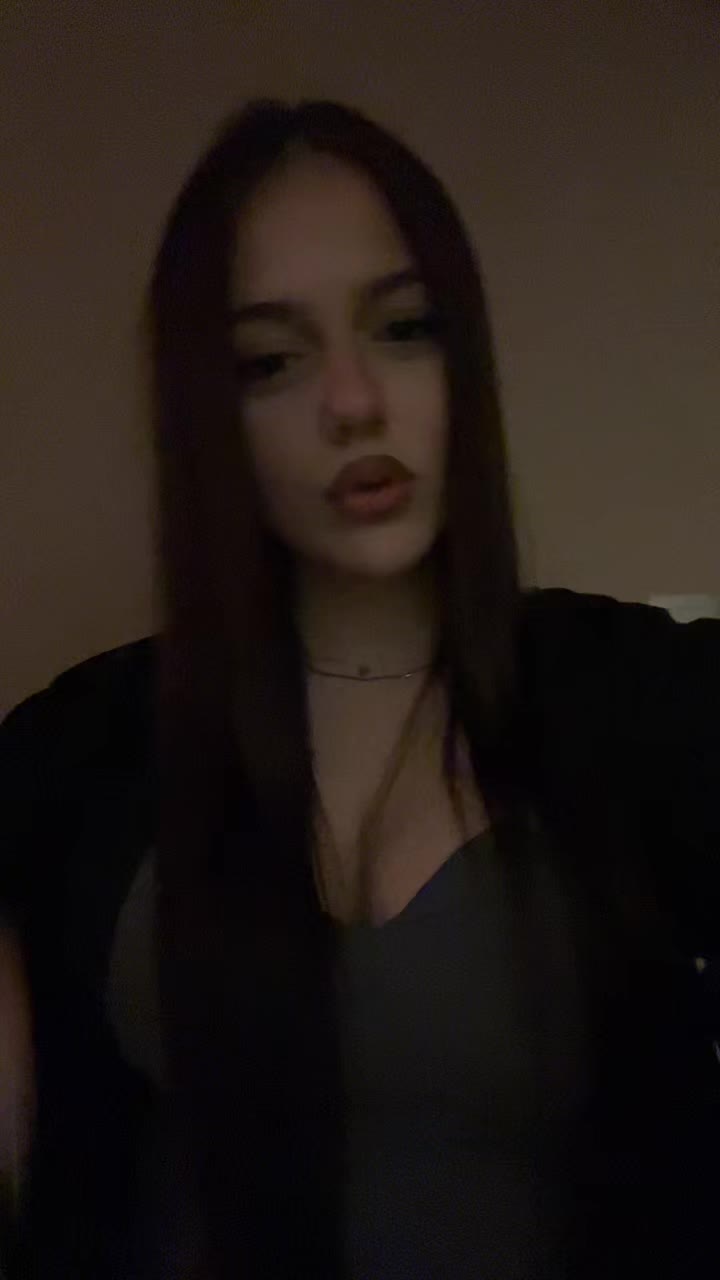 @elenica