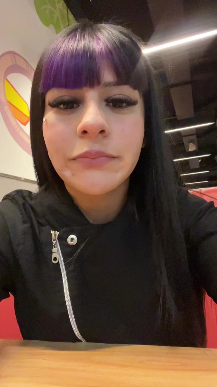 @naomi herreraᥫ᭡