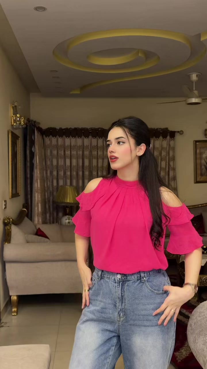 @Alina Amir