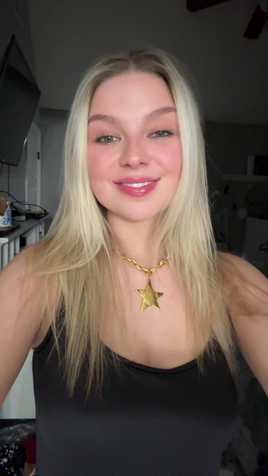 @Lo