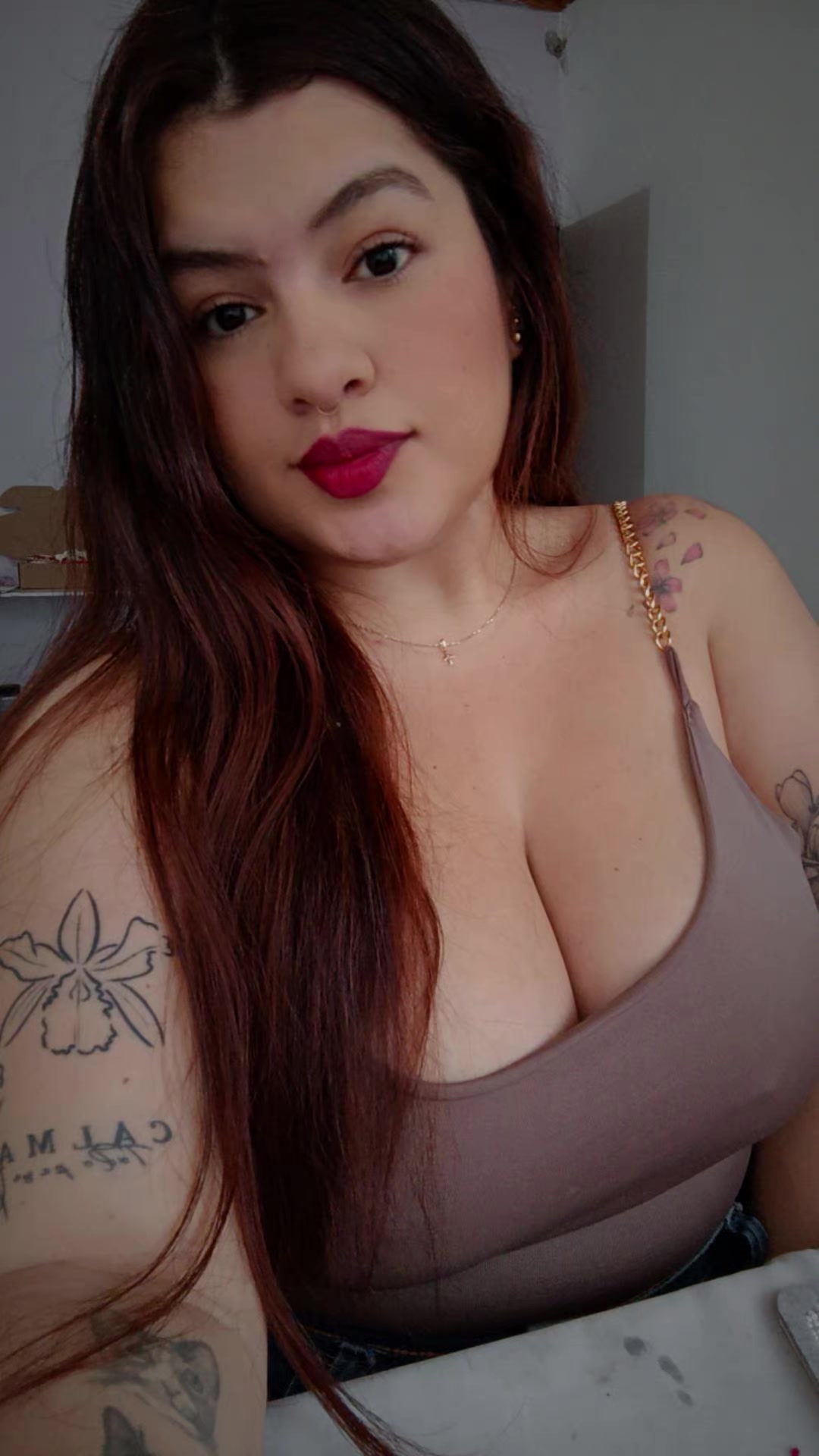 @Anyi Chaves 💜💄💋🇨🇴