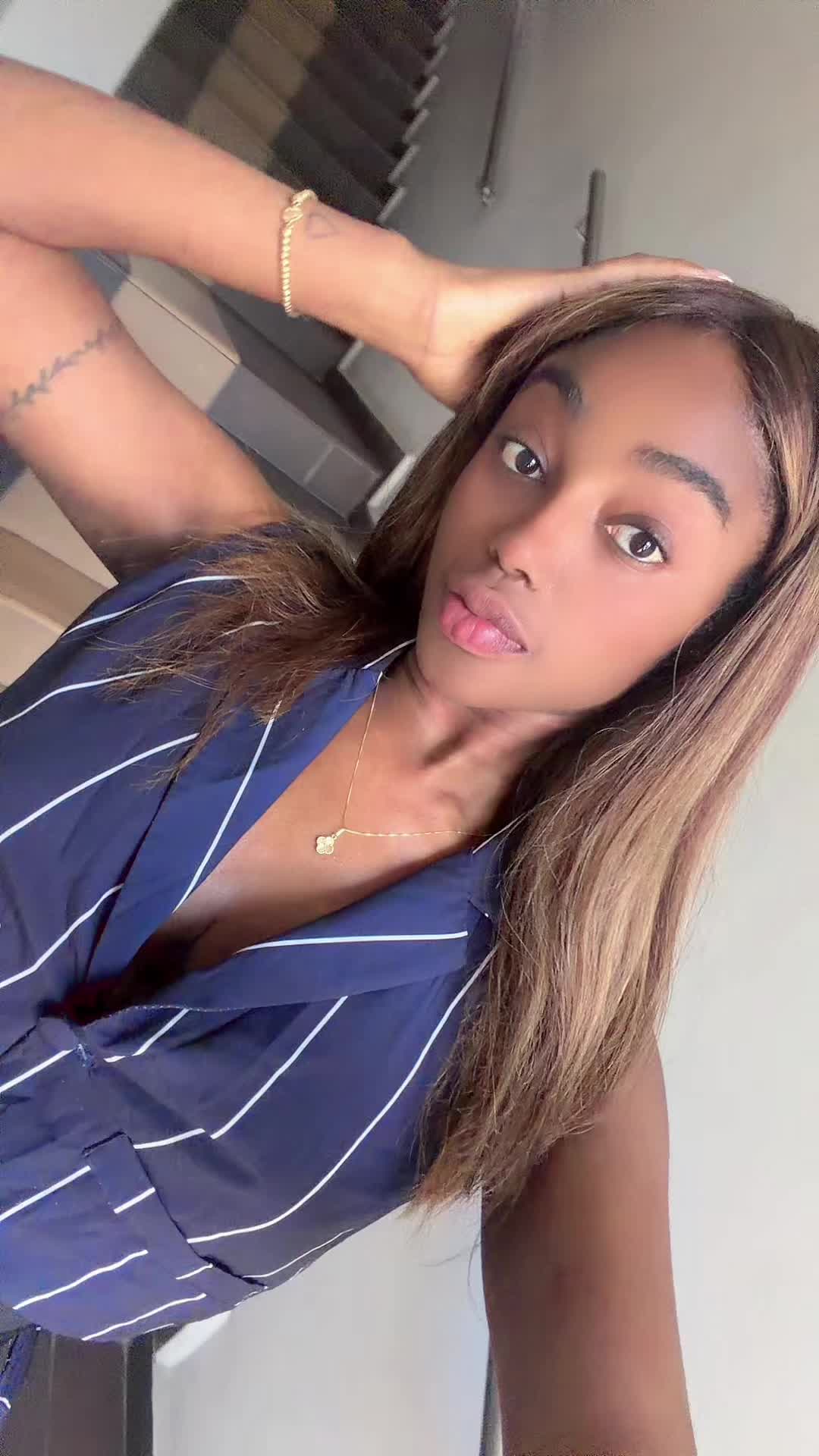 @Ebonypreciousss