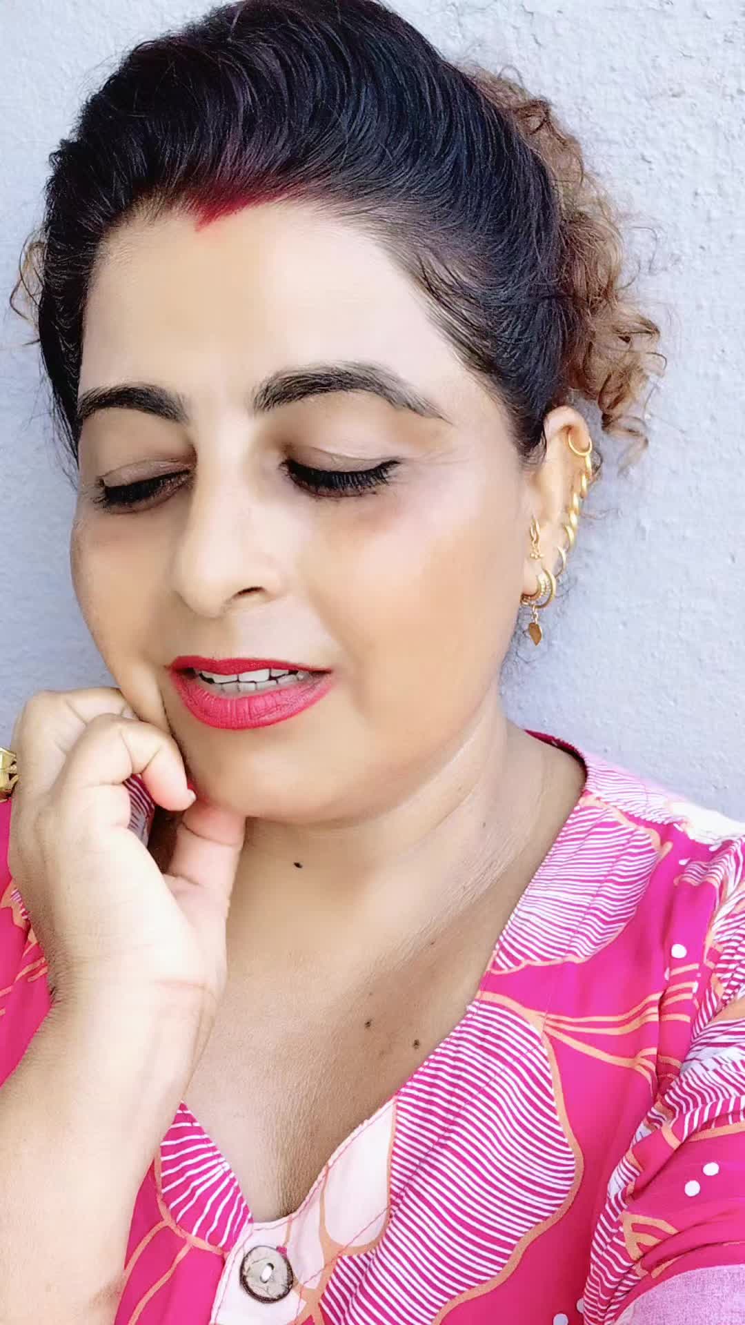 @its- me- juna(स्याङ्जालि चेली)
