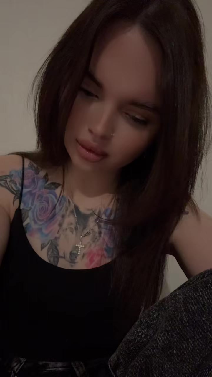 @Лёля🦋
