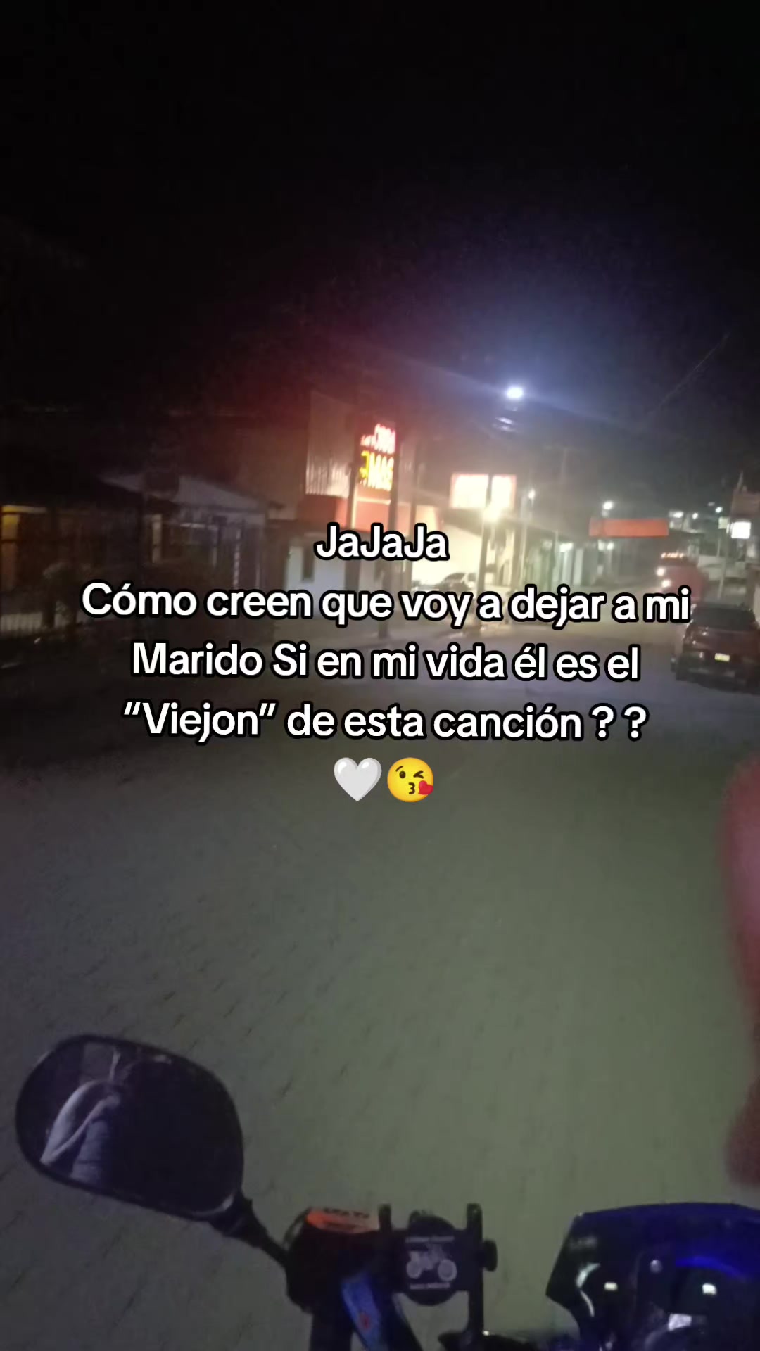 @OLI 🌻🤍😘