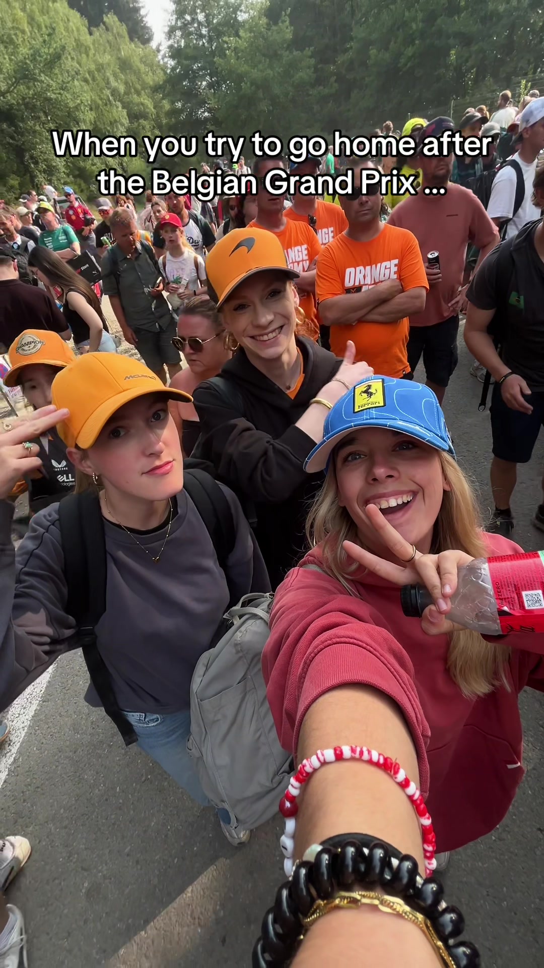 @Elineee 🏎️