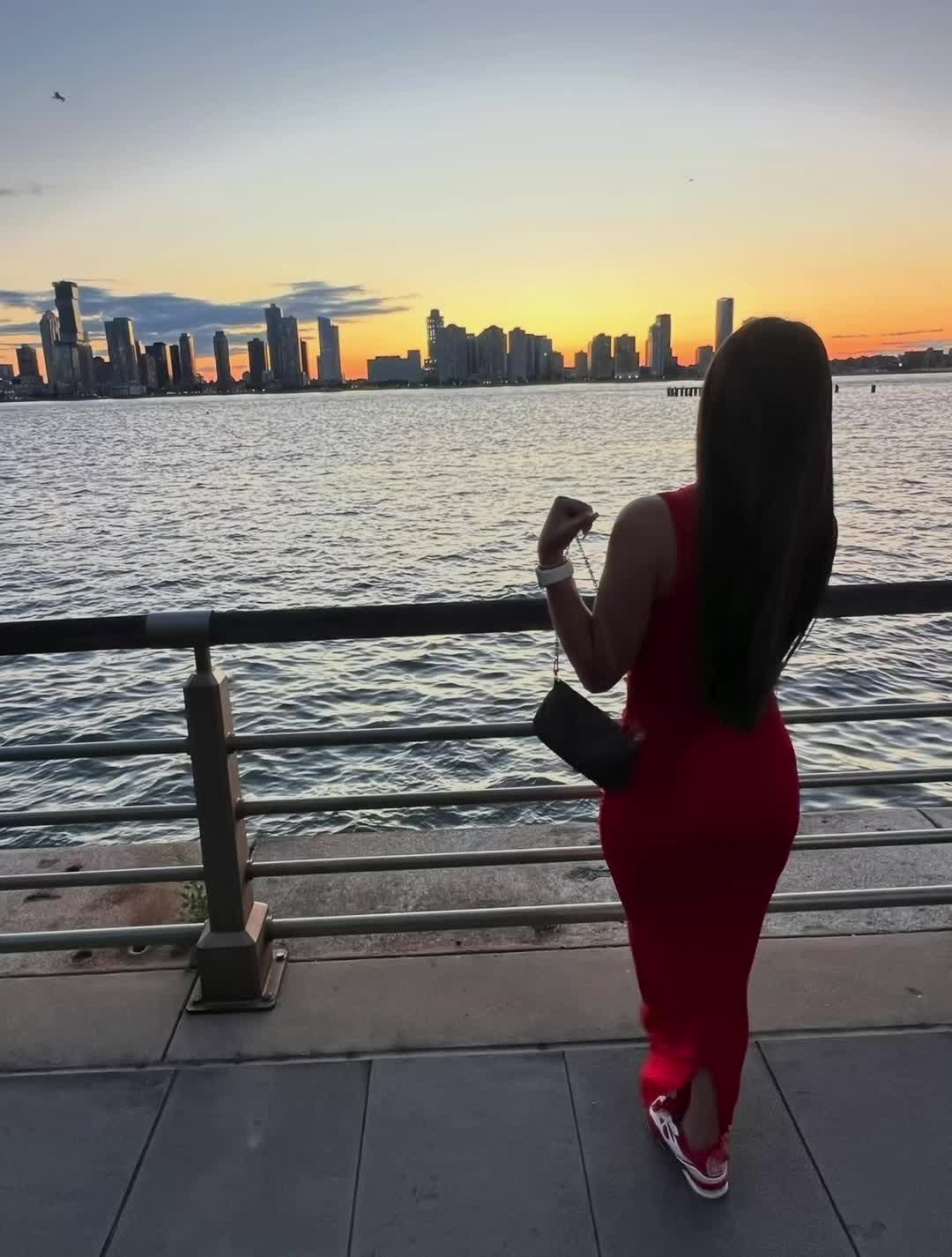 @𝓔𝓶𝓲𝓵𝔂 🧚🏻&zwj;♀️