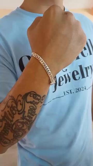 @Delgado_the_jeweler