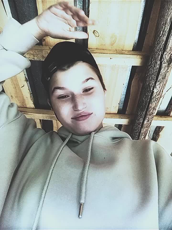 @убита жизнью 💔