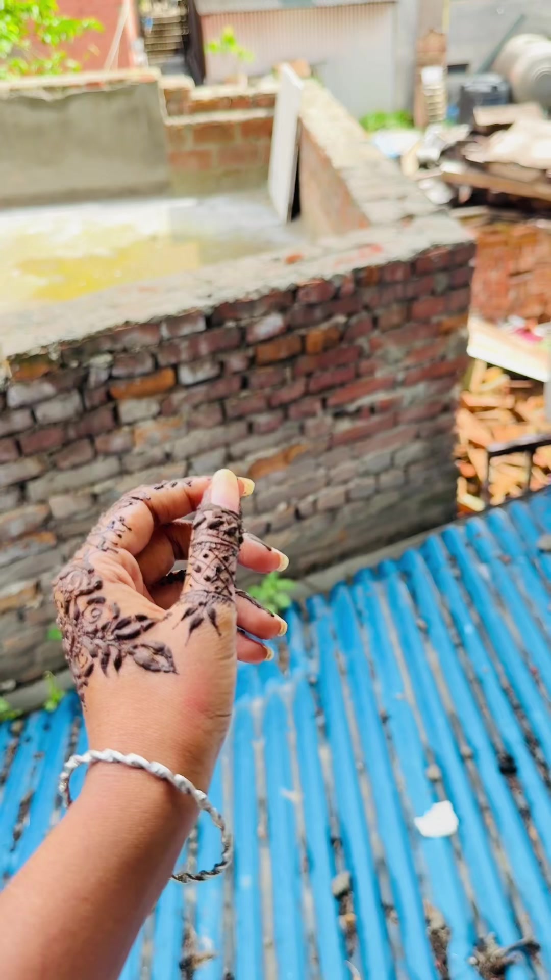 @Aaruhi_jaiswal