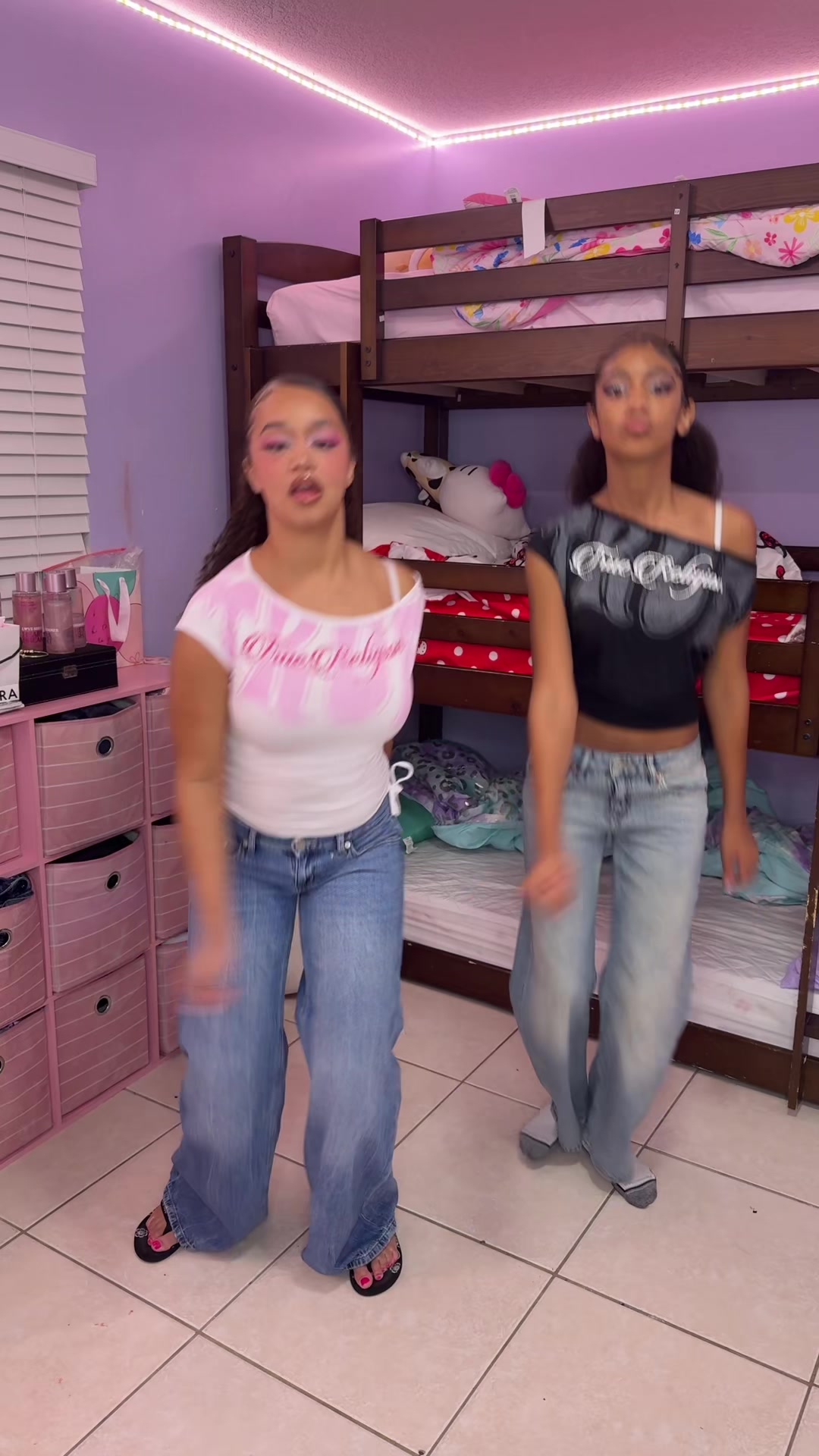 @DemDaddysGirls4