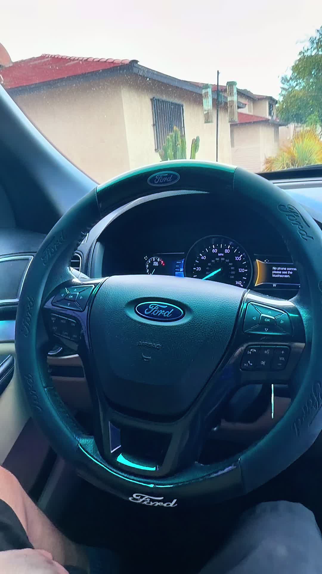 @Jessika_Finds