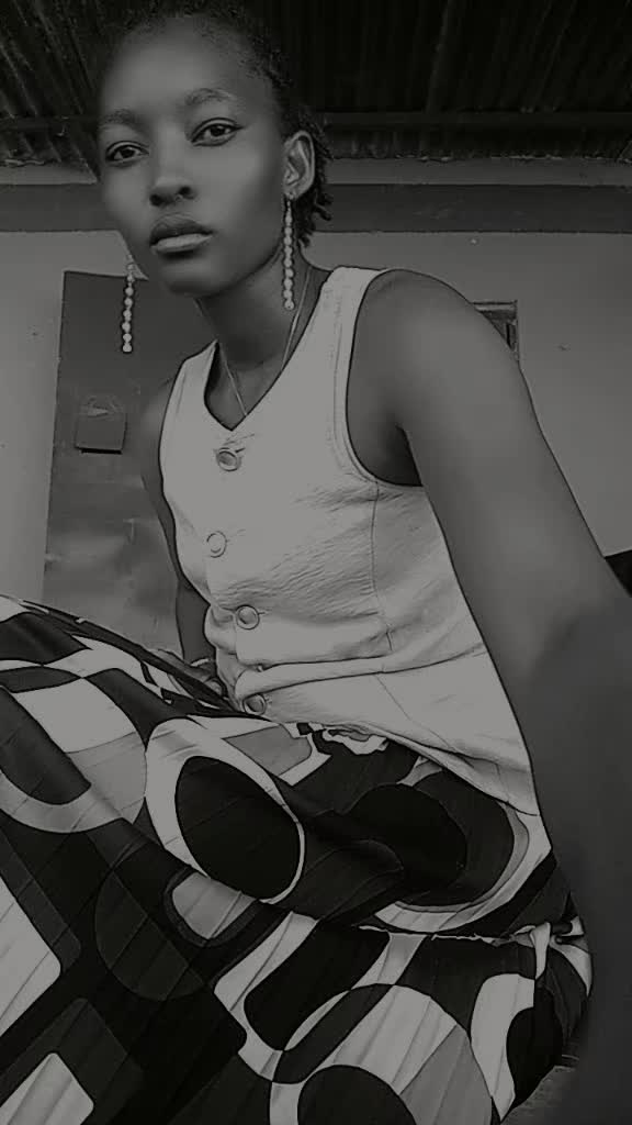 @L_i_n_d_a_h
