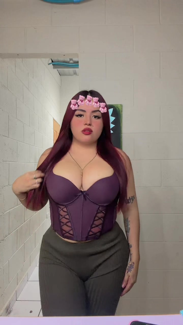@Abby perlera 🧜&zwj;♀️🍒🪼✨