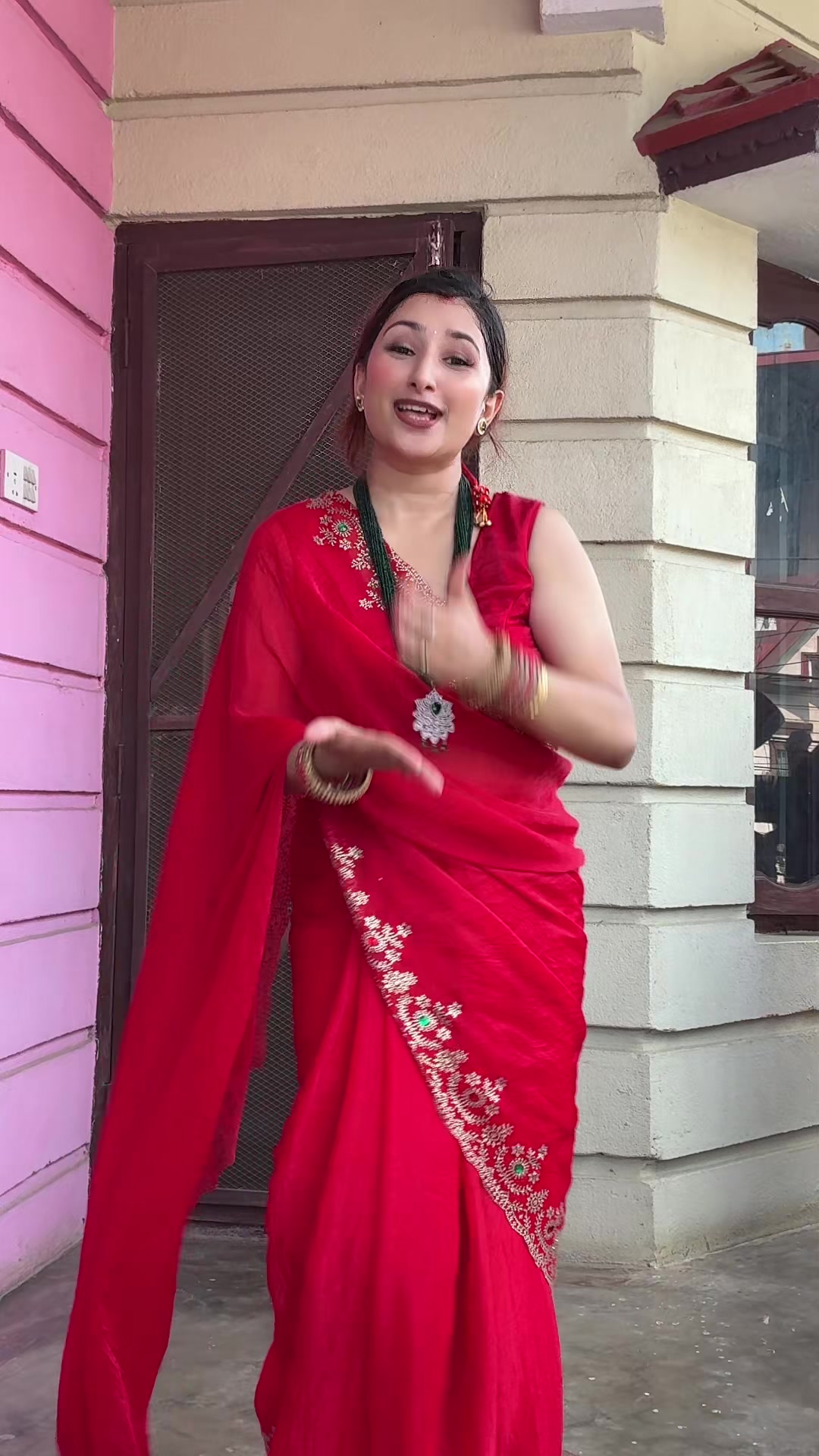 @🪬अनु रिमाल 👸❤️