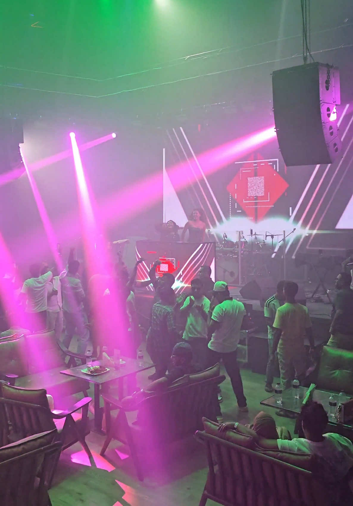 @The Royal Red