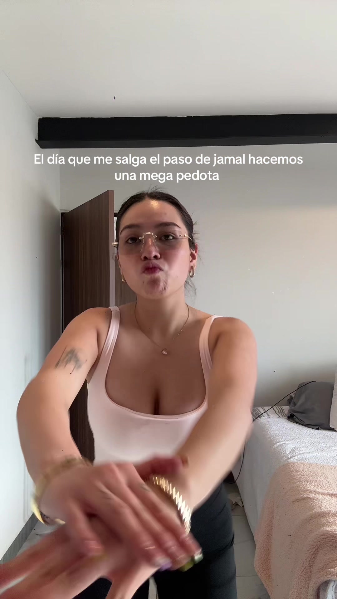 @jennifelaraa_