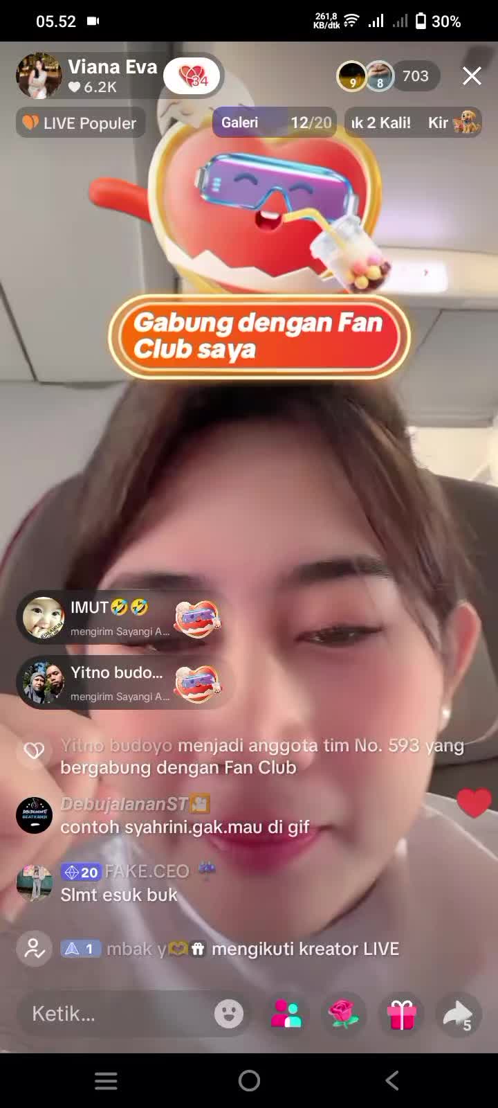 @Pegaa_
