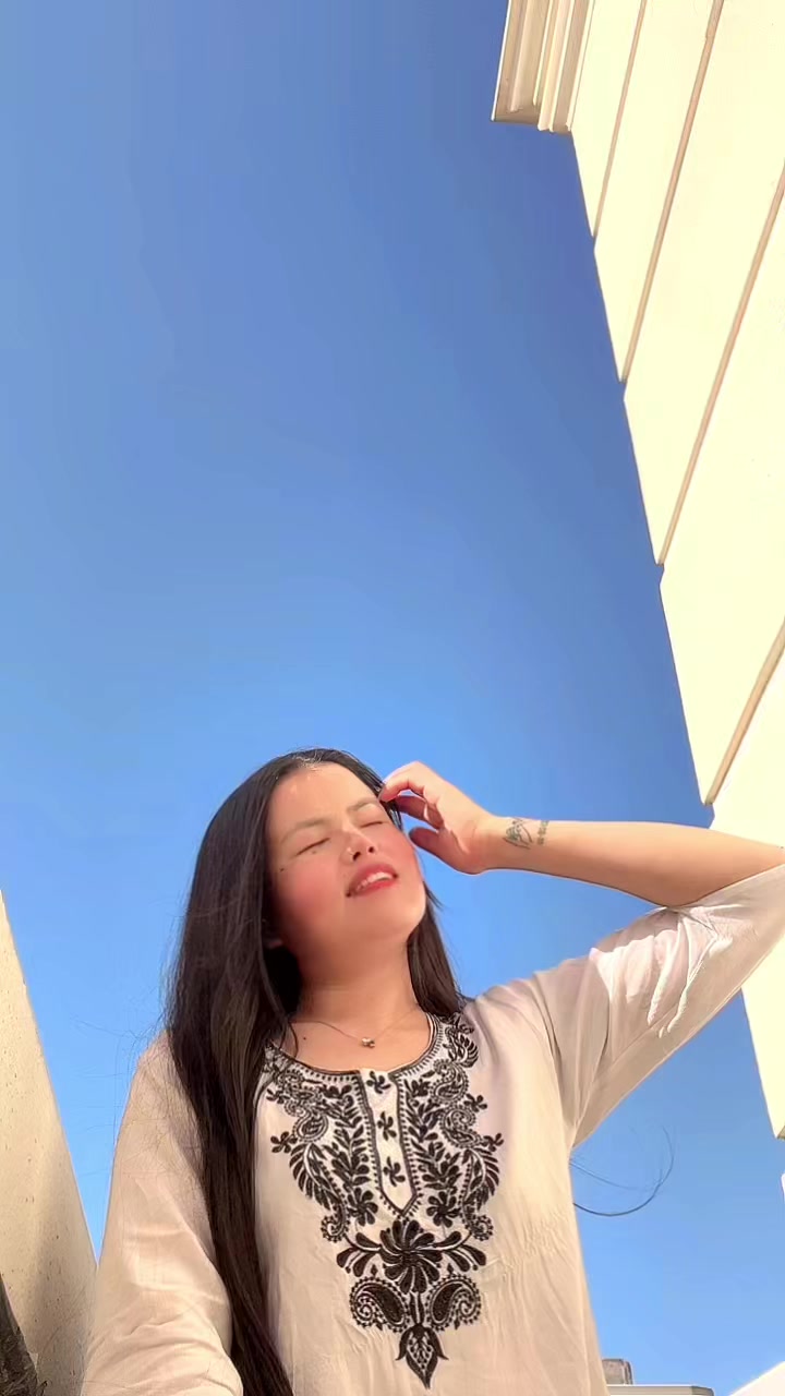 @Theemra🦋