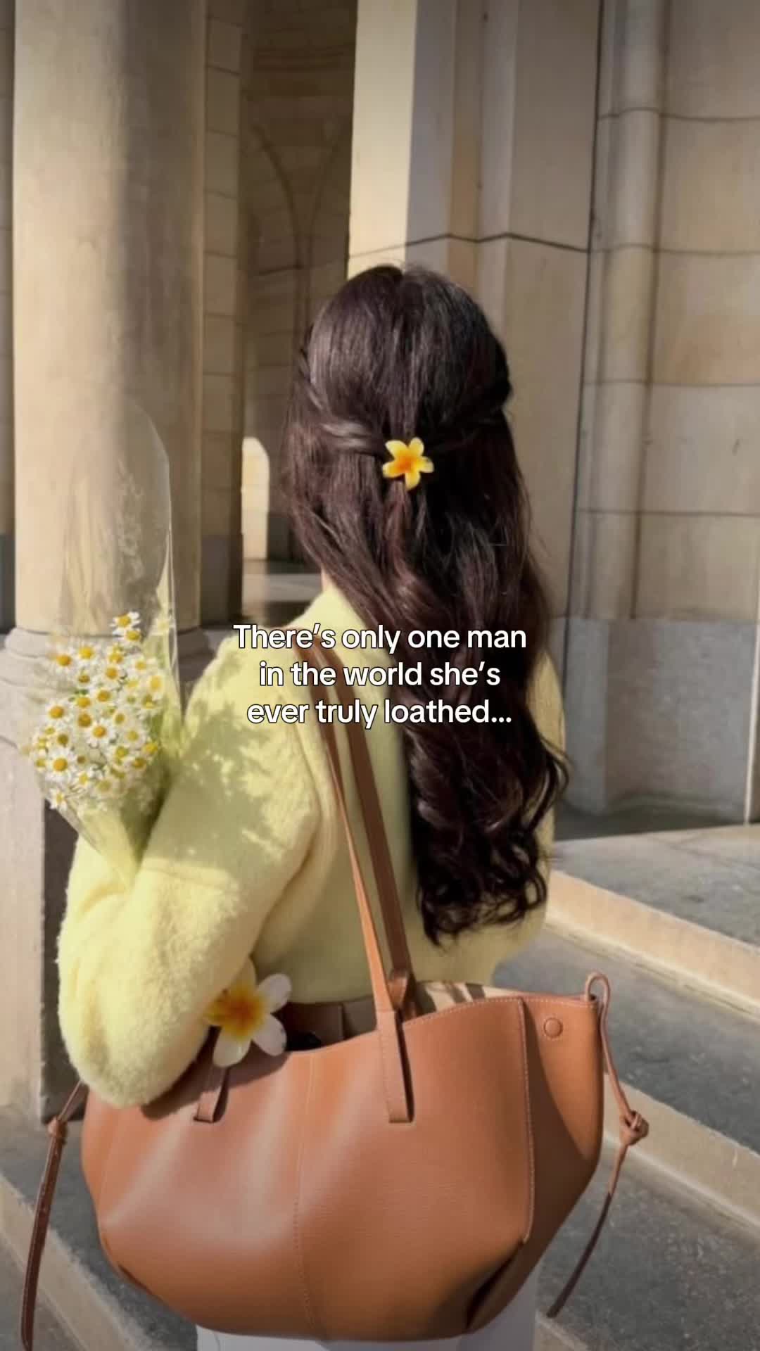 @Author Lila de Luna