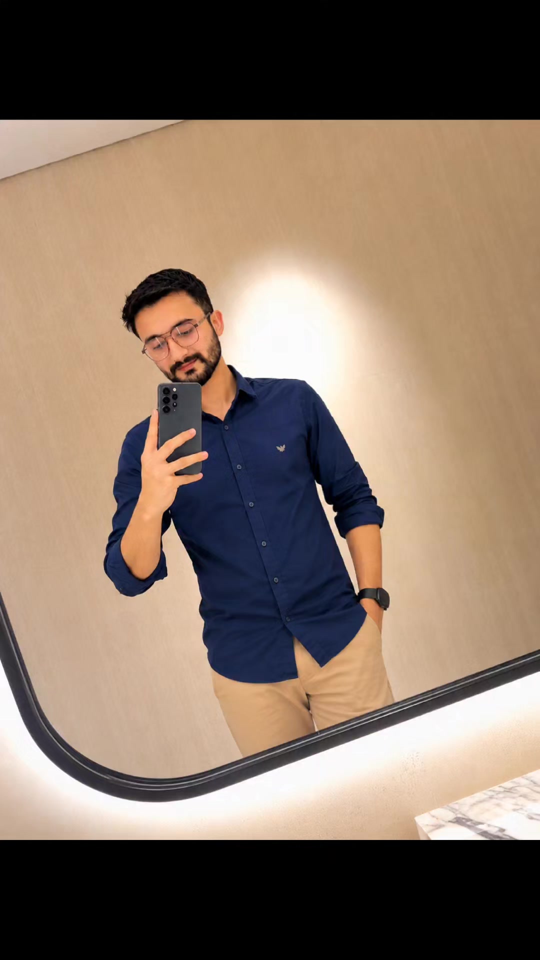 @"Ahmad_AlRiyadh👑",